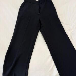 Aritzia Alanya Women's Trousers in Black